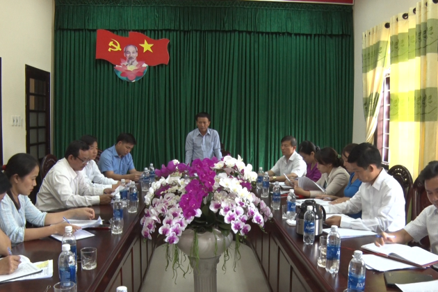 Huyện ủy Nông Sơn làm việc về công tác giảm nghèo