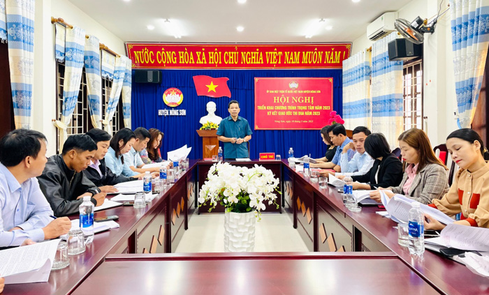 Ủy ban MTTQ Việt Nam huyện Nông Sơn tổ chức hội nghị ký kết giao ước thi đua năm 2023